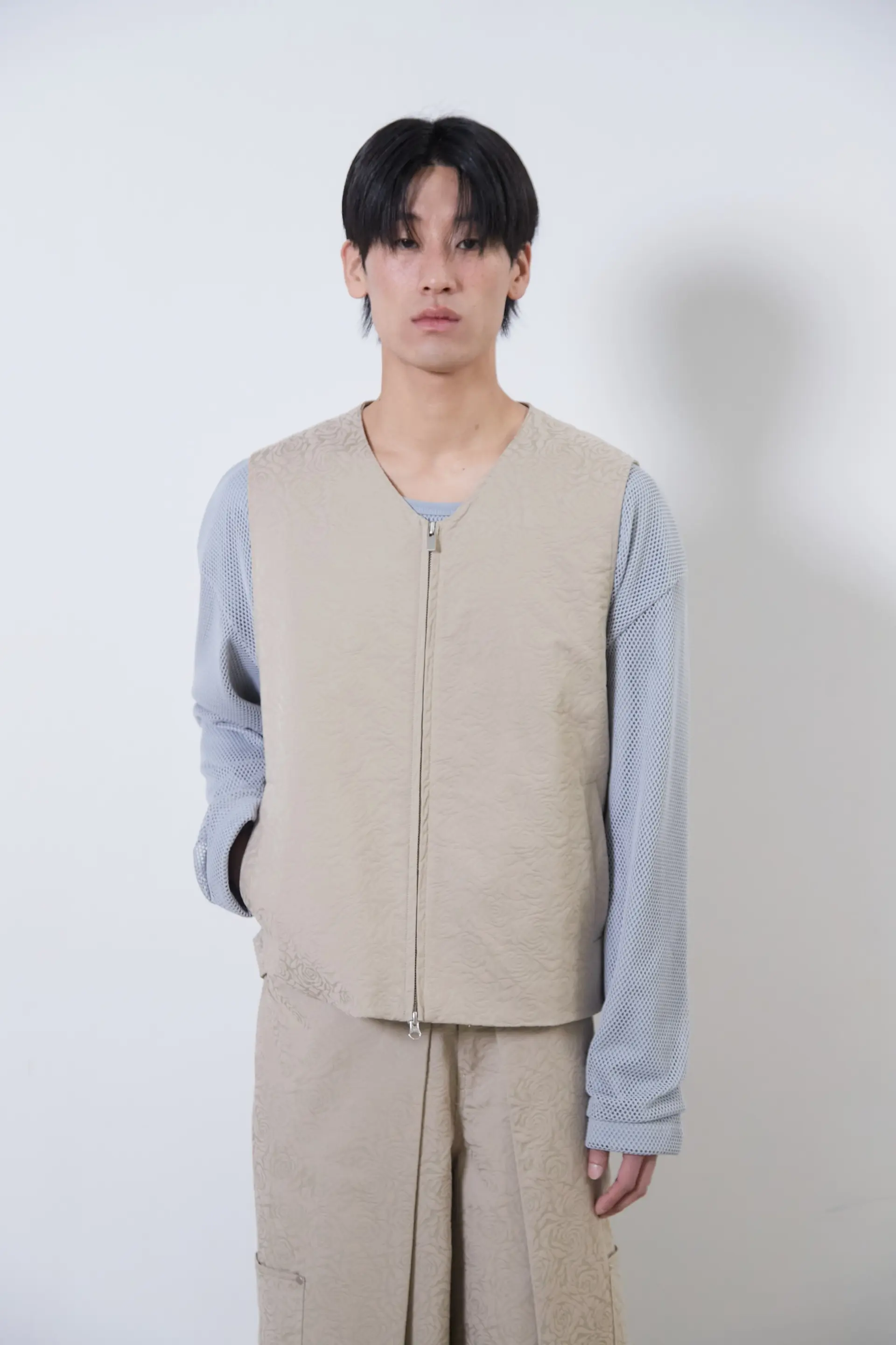 Flower Jacquard Belted Vest (Beige, Men)