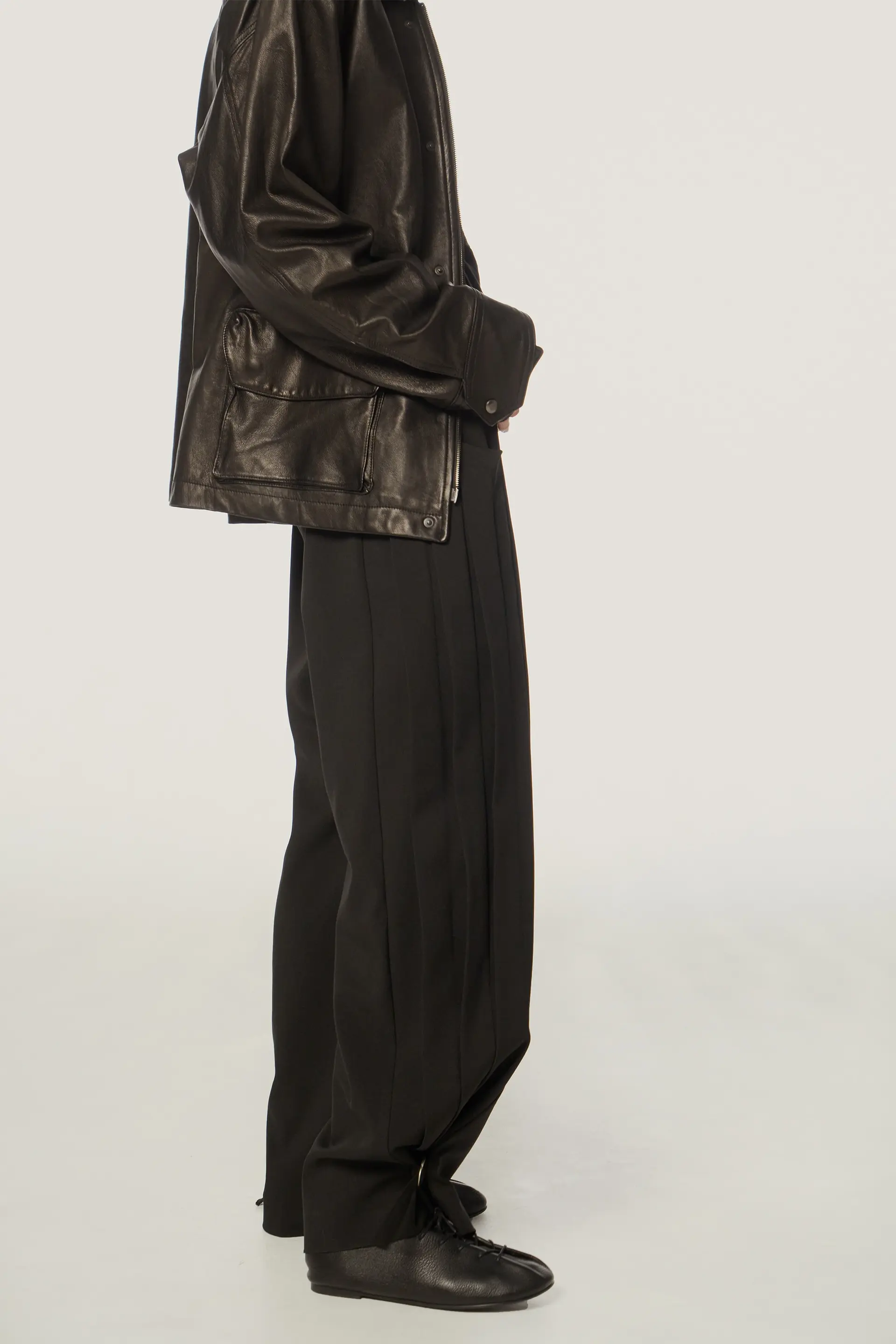 Ruben Tuck Pants (Black)