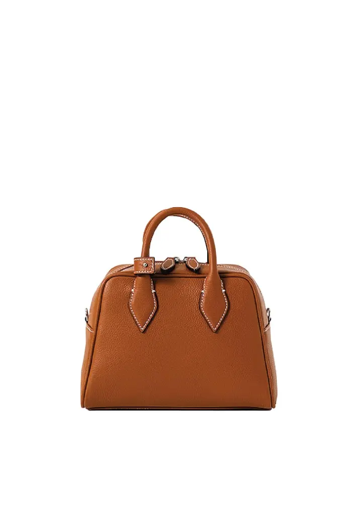 Leon S (Camel)