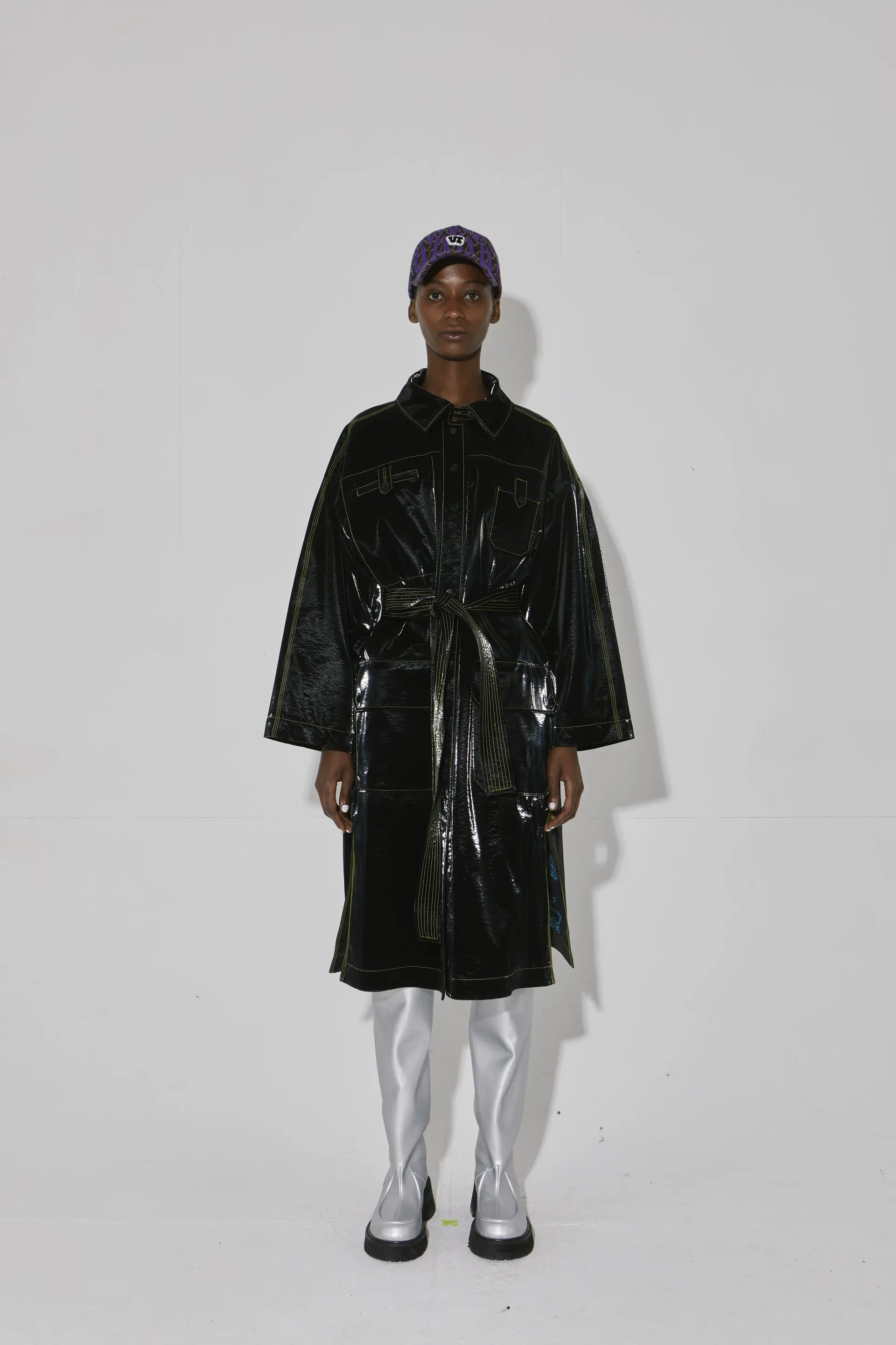 Hanji Leather Stitch Long Coat Black