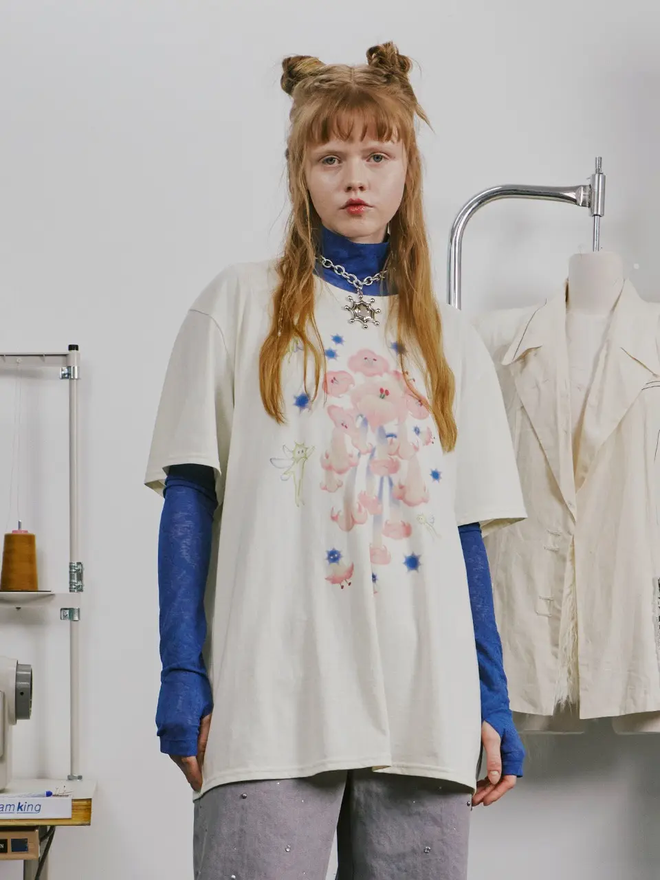OVERSIZE GRAPHICS T (IVORY)