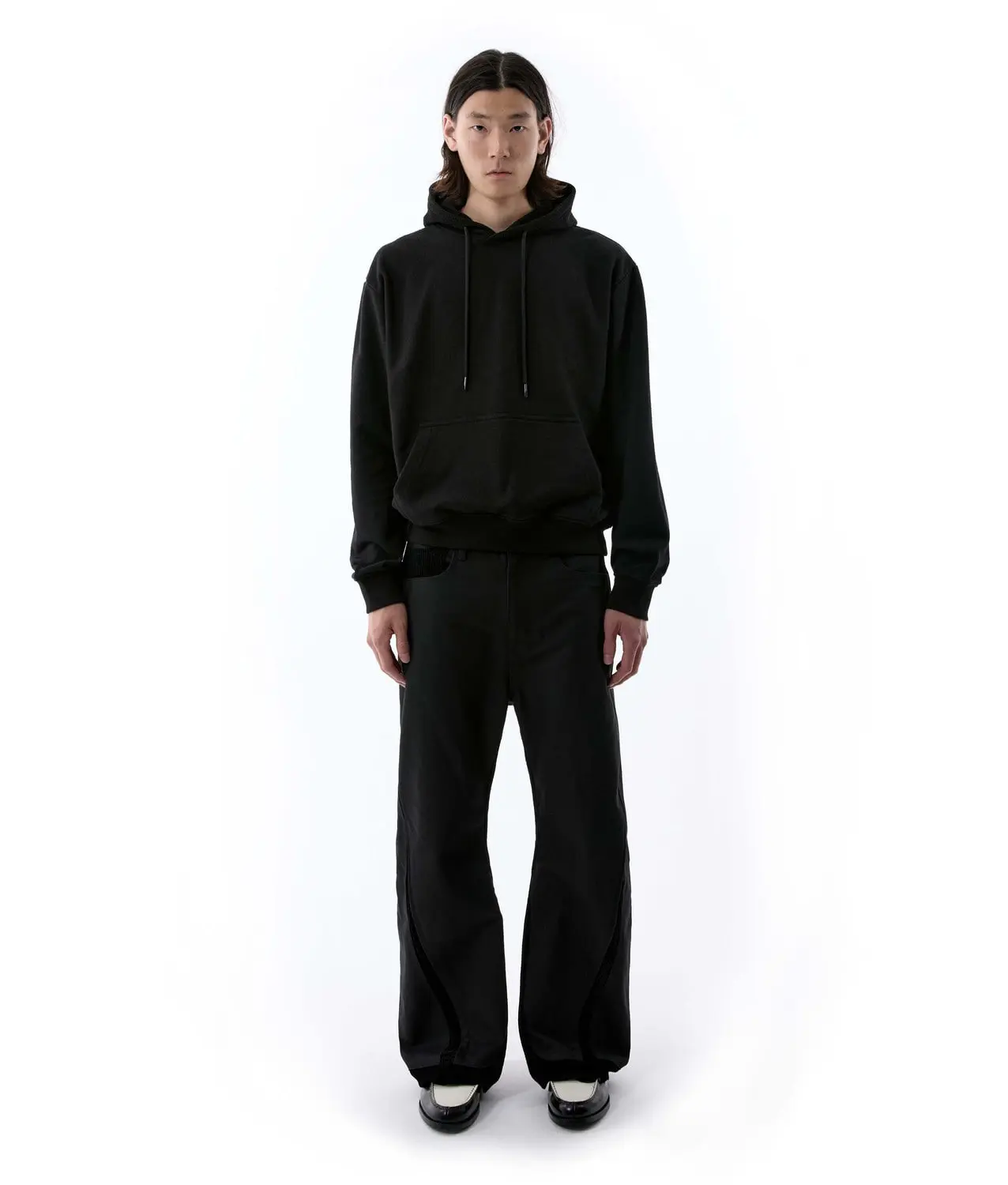 EP.10 01 Hoodie — Black