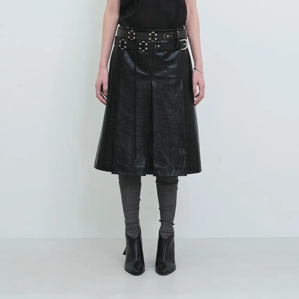 Faux Leather Wide Pleats Skirt (Crack Black)