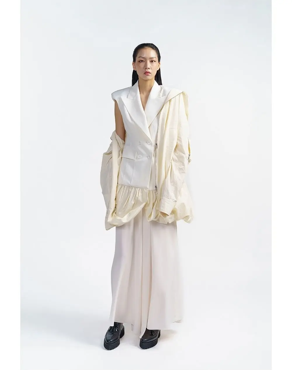 Transform Two-Layer Jacket (Cream)