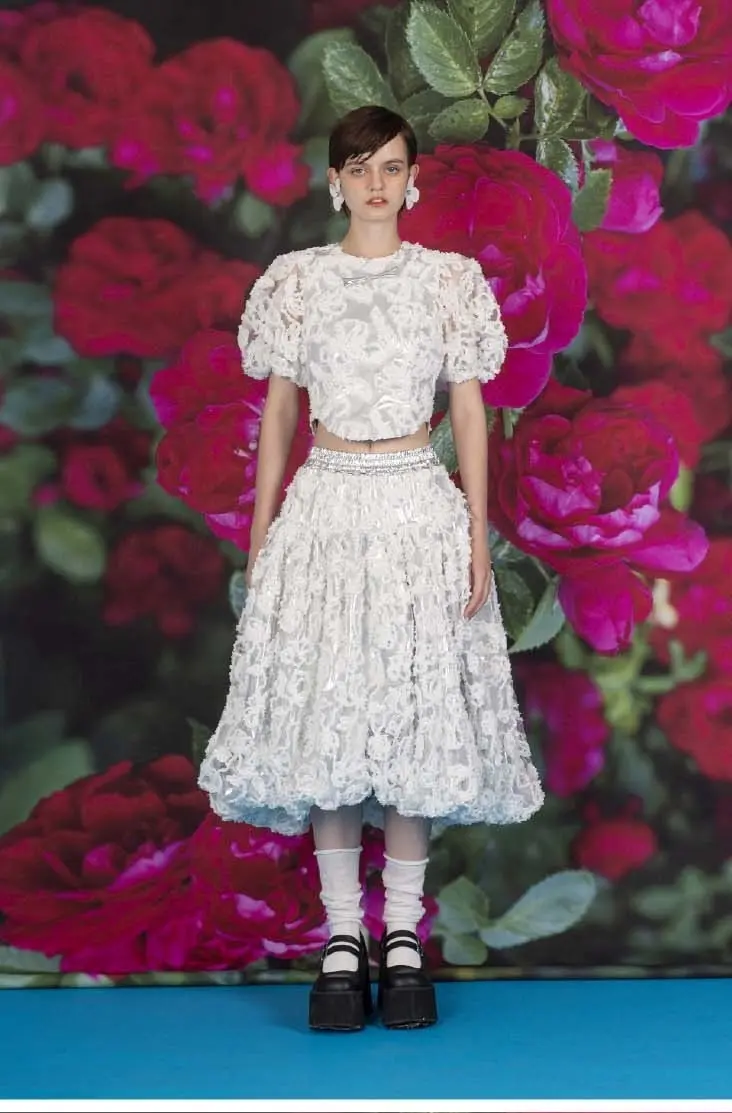 Floral Jacquard Sheer Puff-Sleeve Blouse White