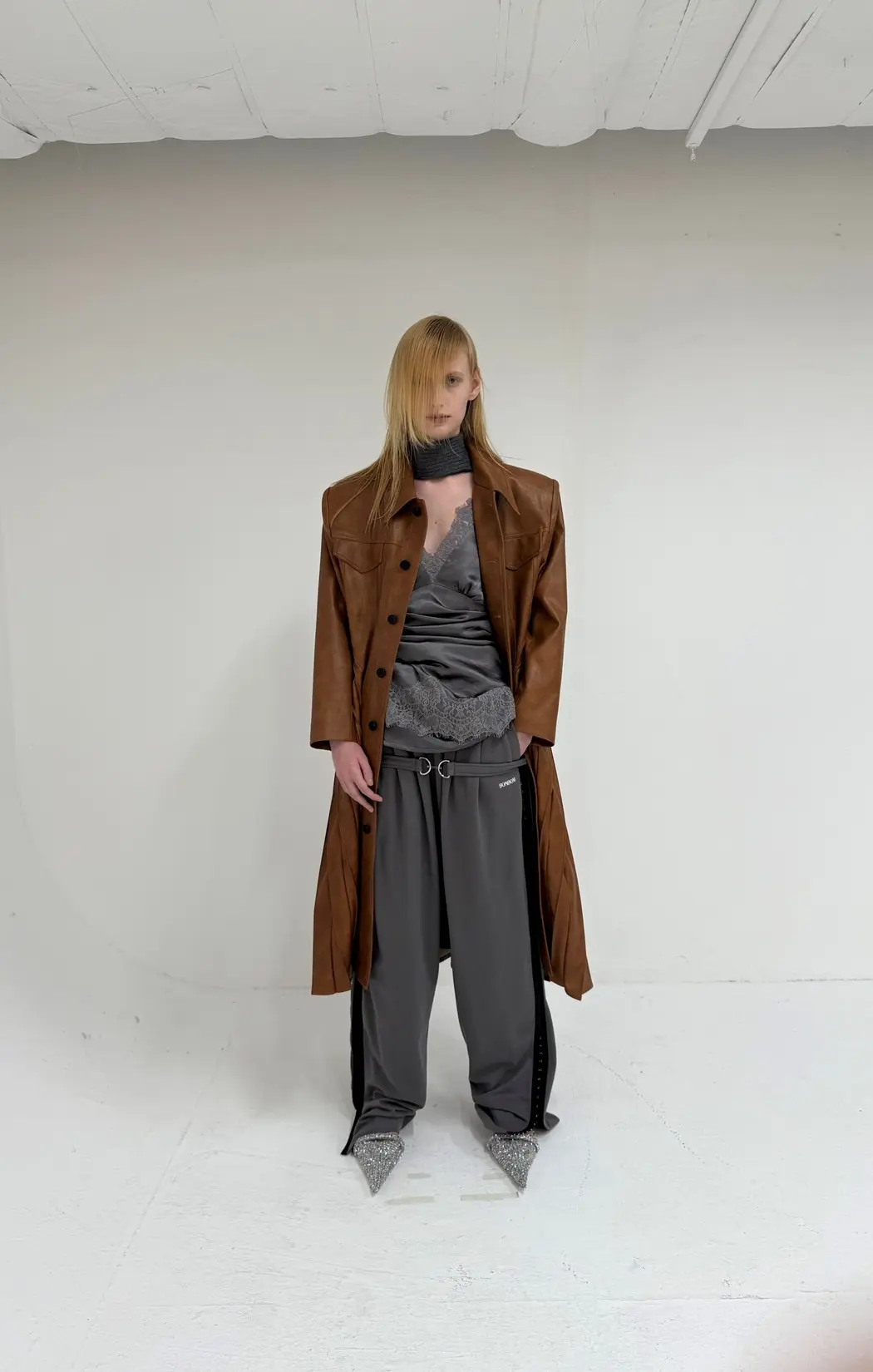 Back Garter Side Hook Sweat Pants