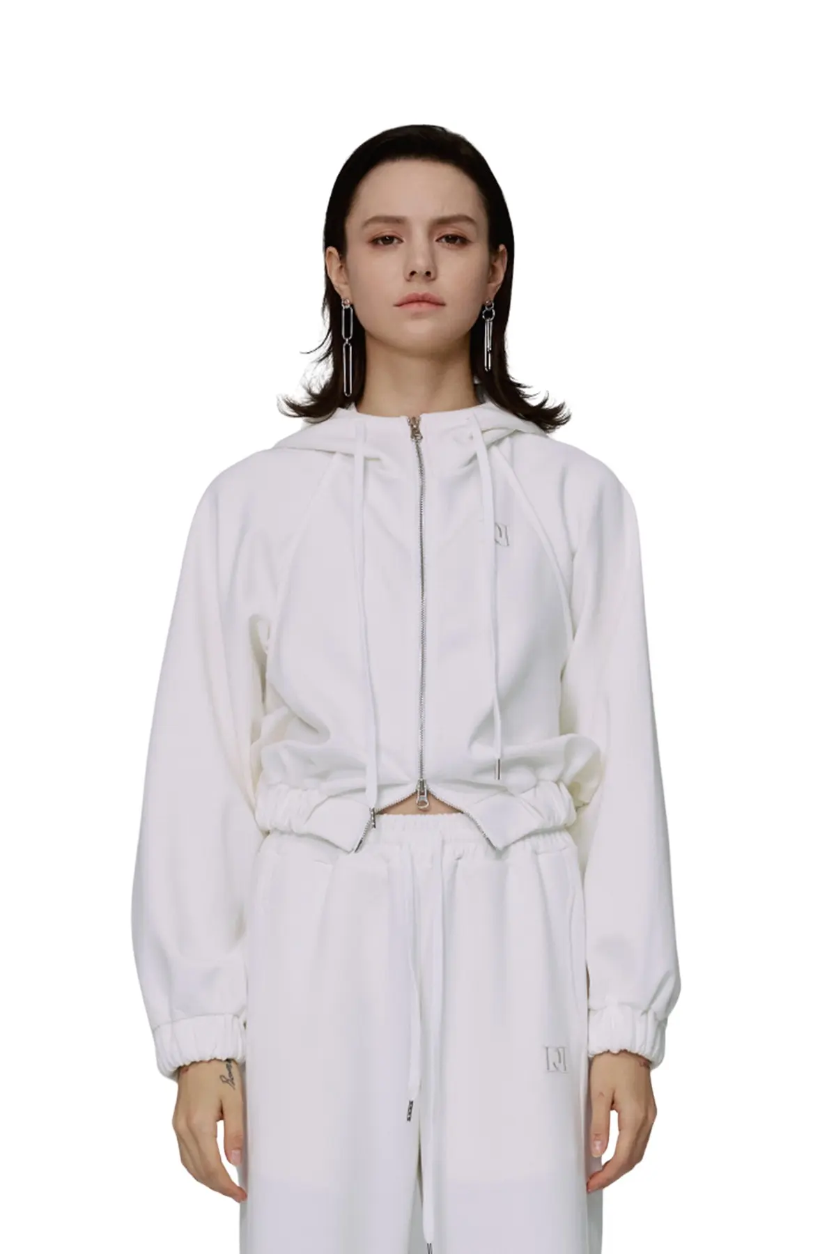 Embroidery Raglan Hoodie Zip-up (IVORY)