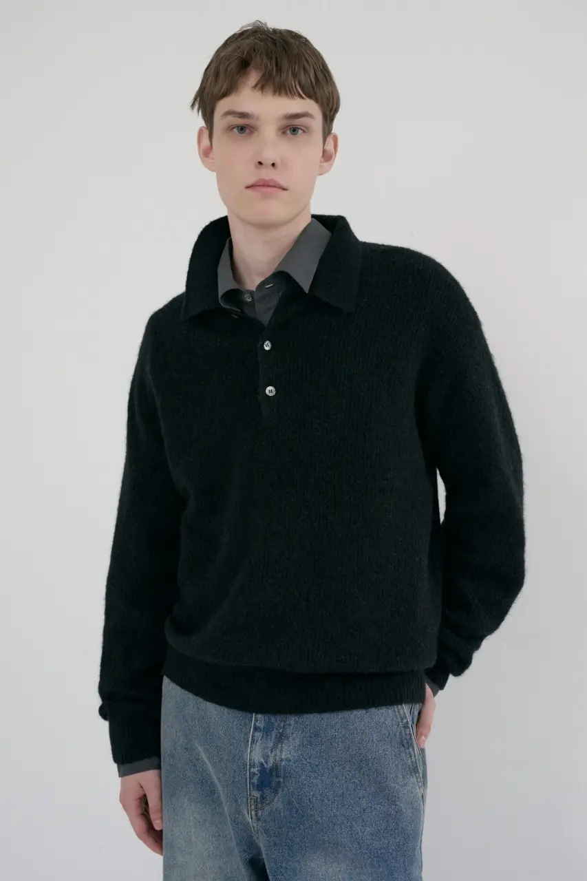 Unisex Hairy Collared Sweater (Black)
