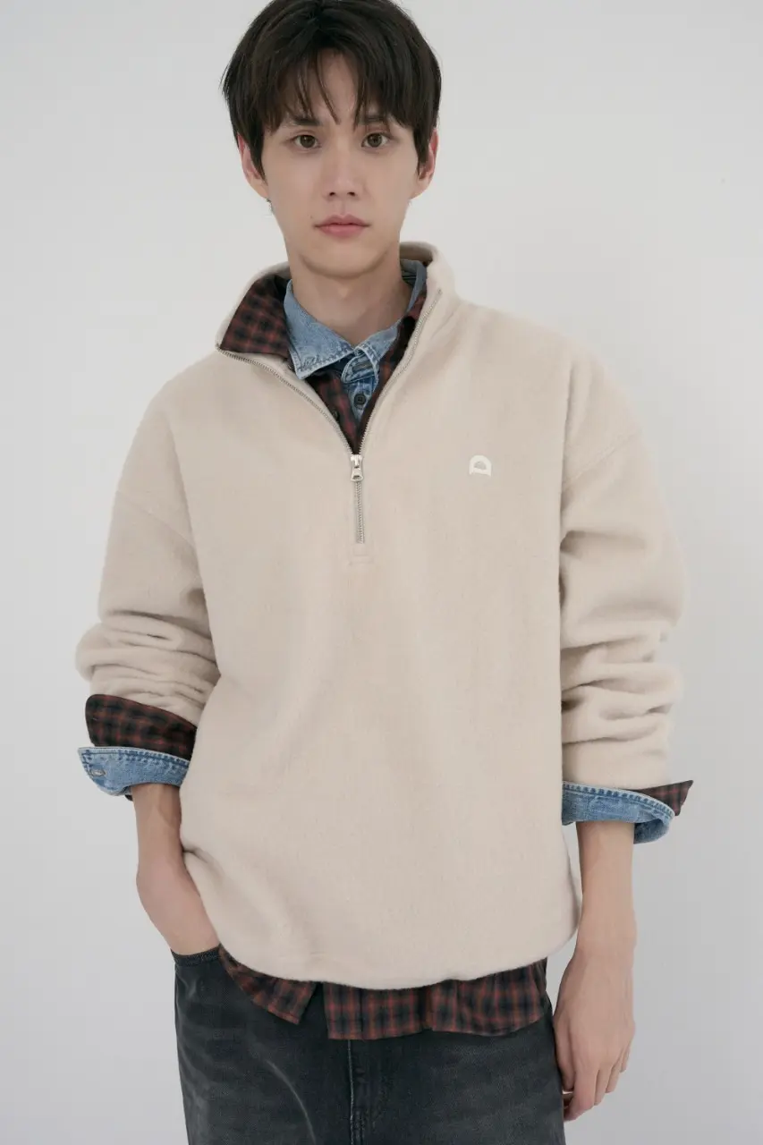 Unisex Half Zip-Up Fleece Sweatshirt (Cream)