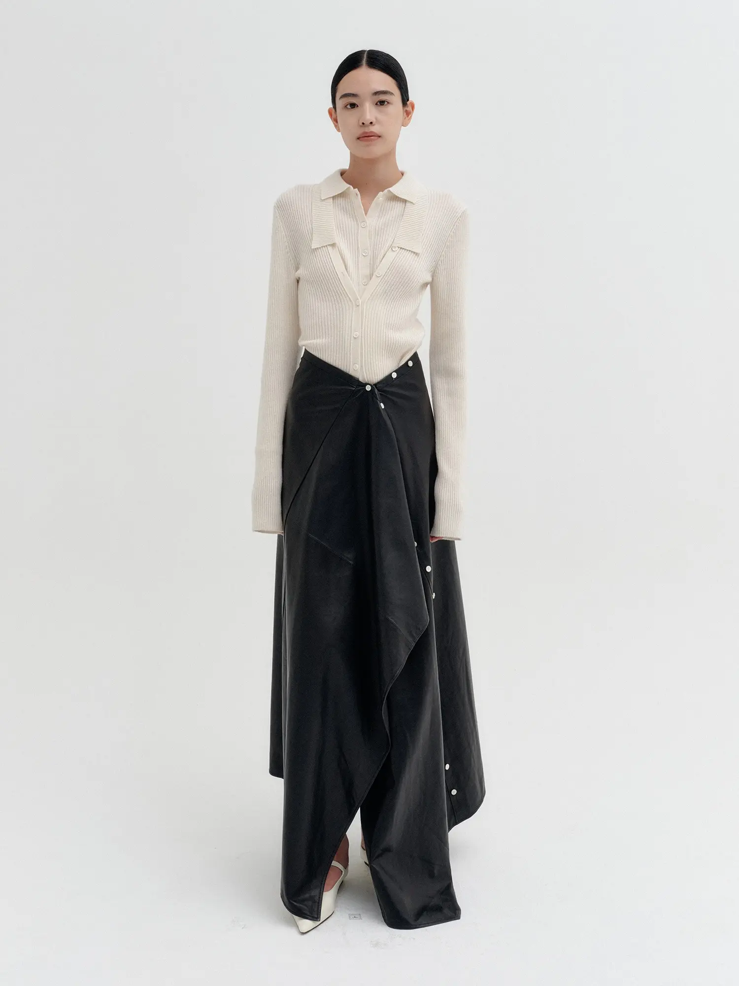 Side Button Convertible Leather Skirt - Black
