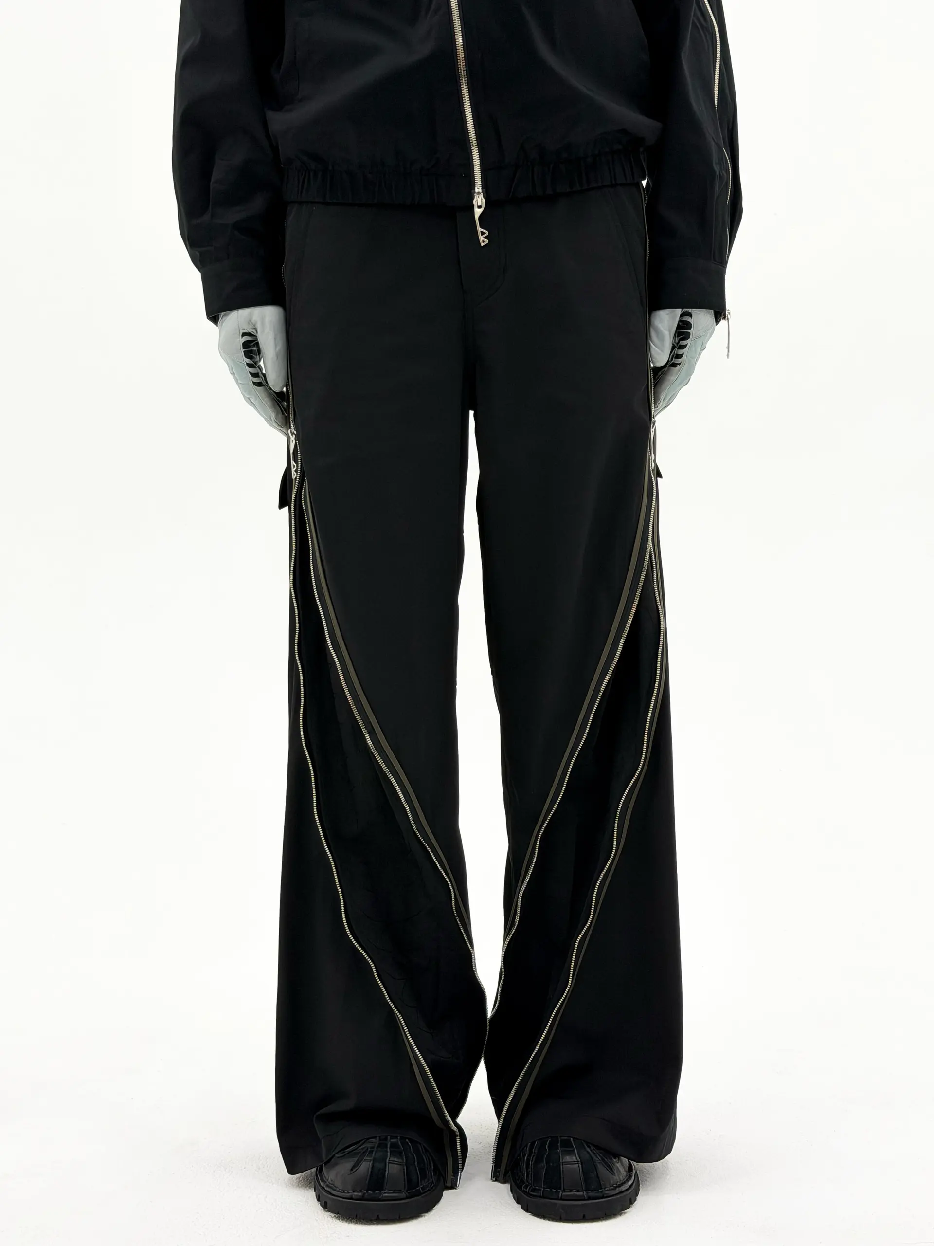 Diffraction 3-Way Zip Cargo Trouser (Black)