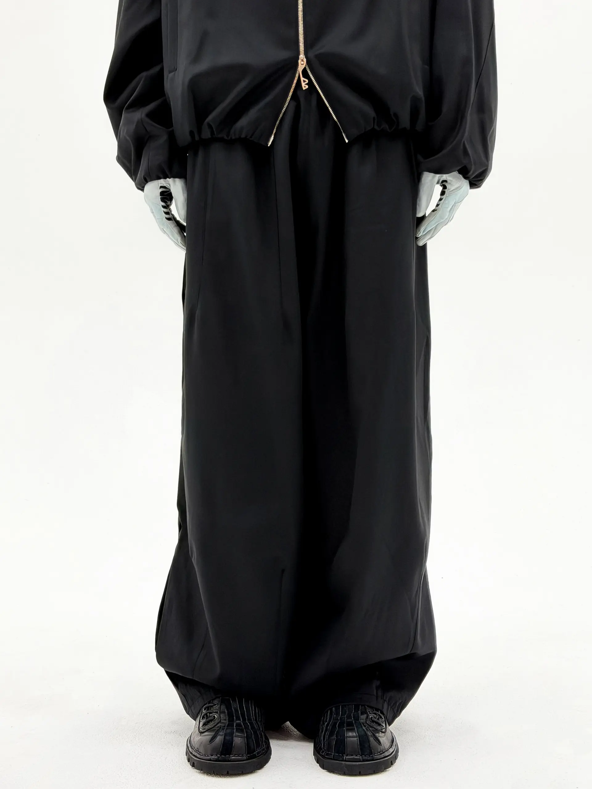 Wool Enigma SW Tracksuit Trouser (Black)