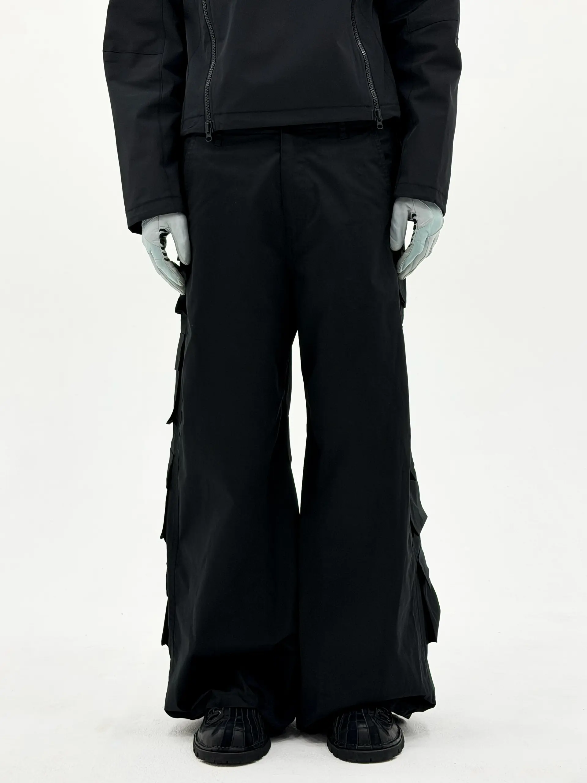 6 Flap Pocket Trousers (Black)