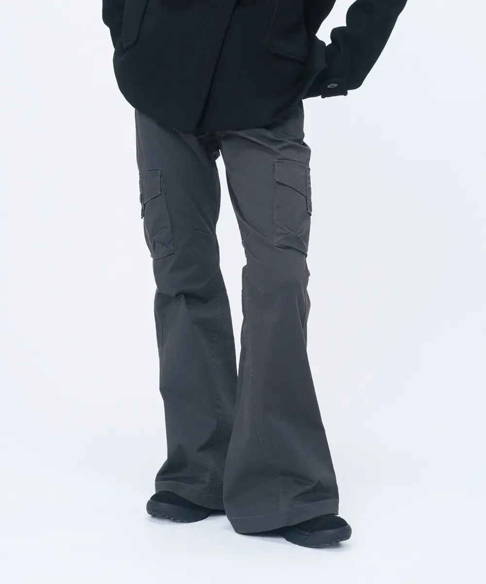 Pocket Tab Cargo Bootcut Pants (CHARCOAL)