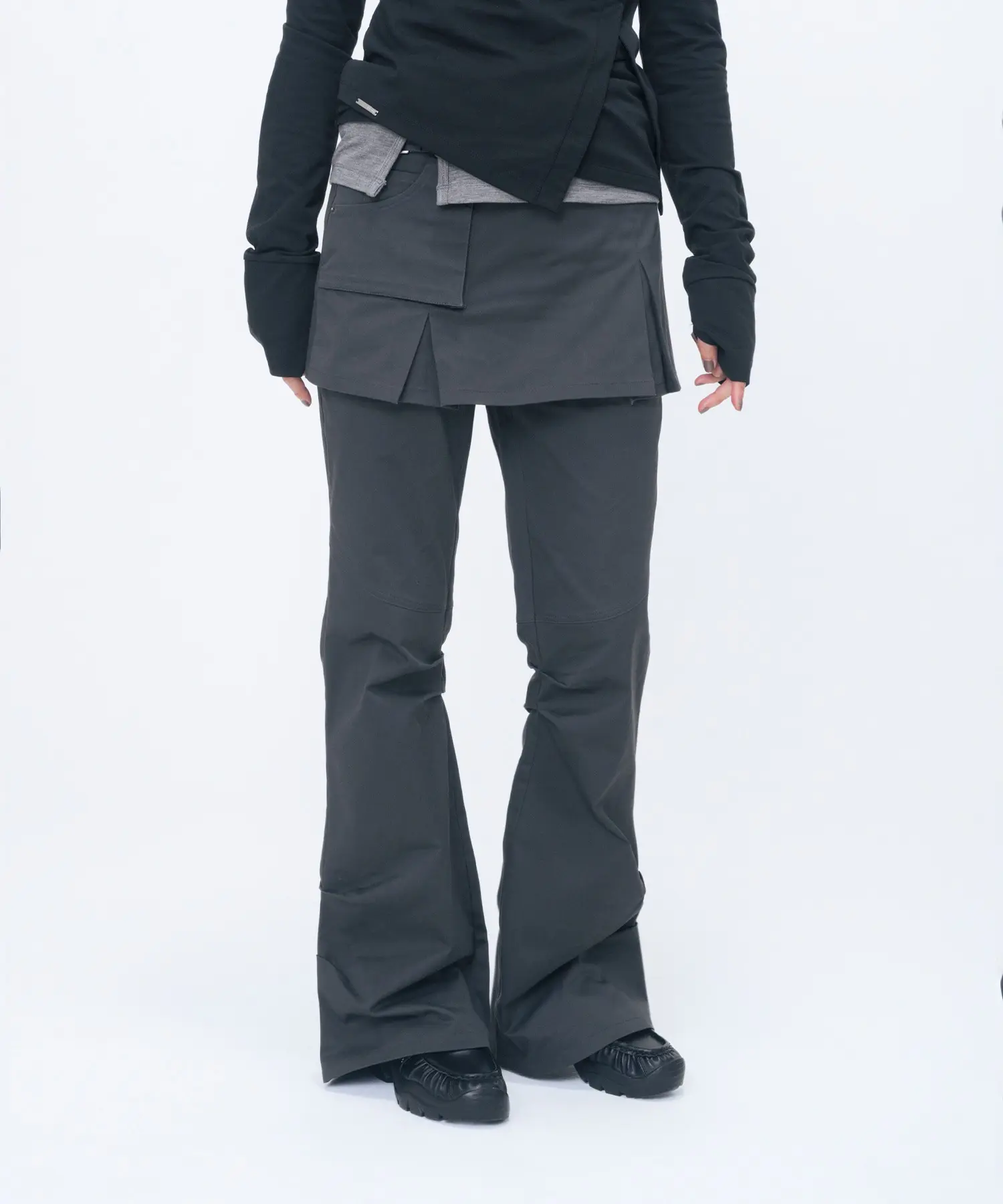 One Pocket Layered Skirt Pants Set (CHARCOAL)