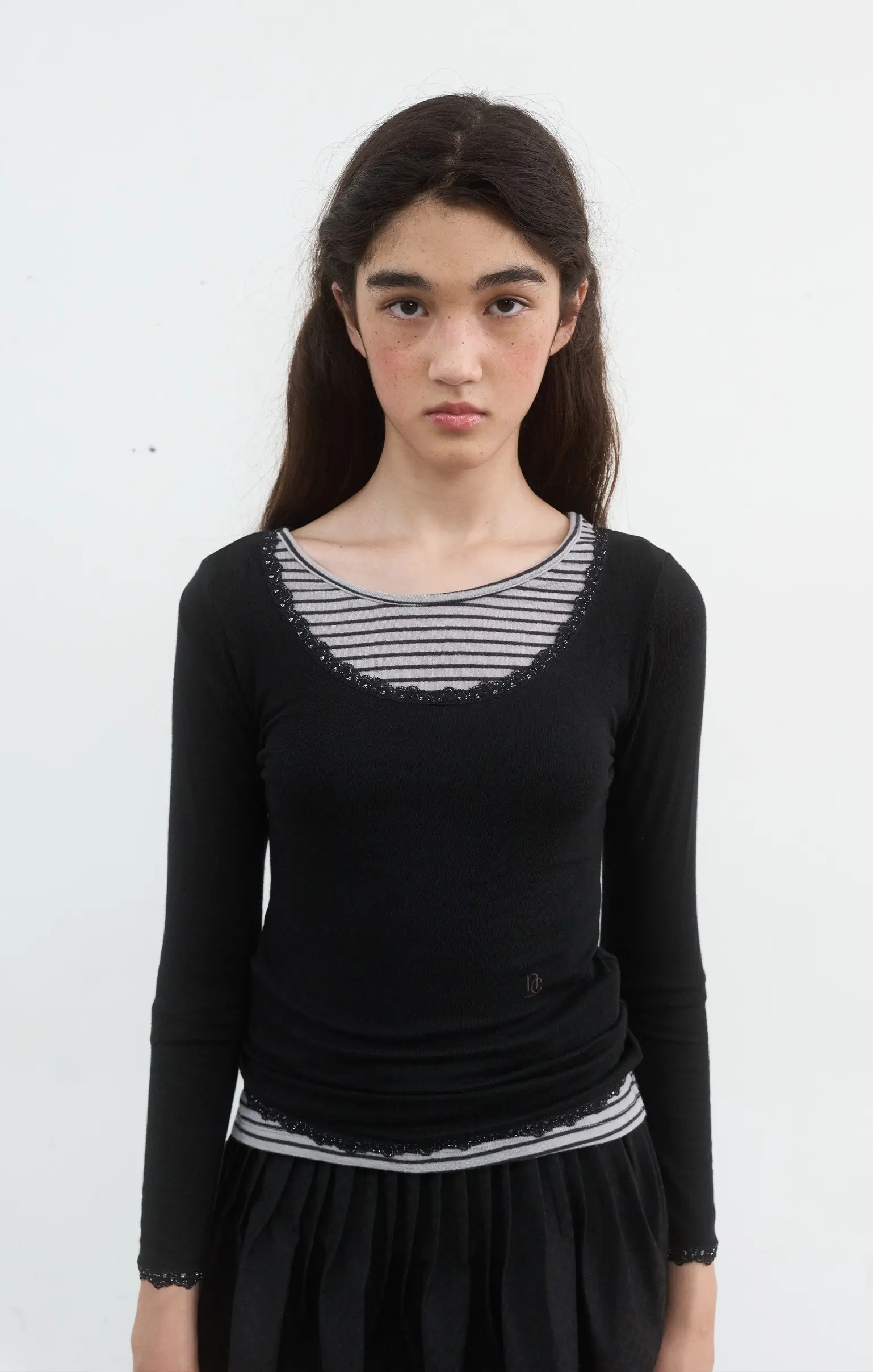 Lace Trim T (Black)