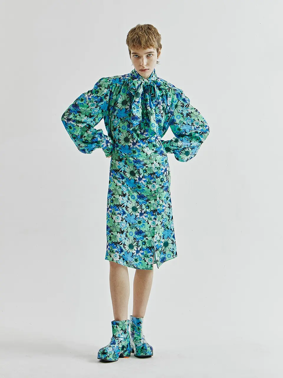 Flower Ribbon Pleated Dress